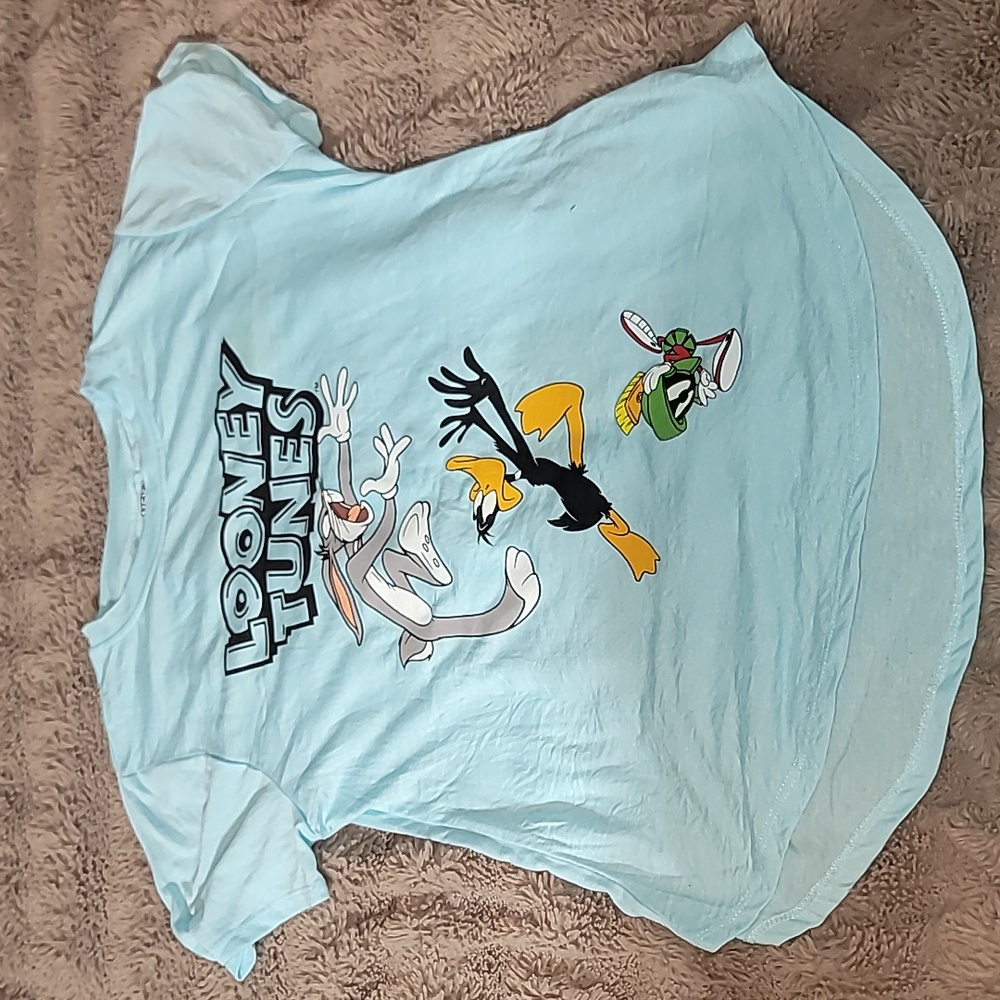 Looney Tunes Cartoon Tshirt